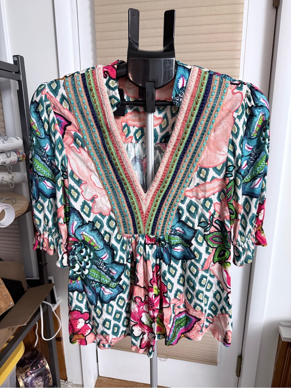 Anthropologie Bl^nk London "Stephanie" Printed V-Neck Floral bohemian top XS
